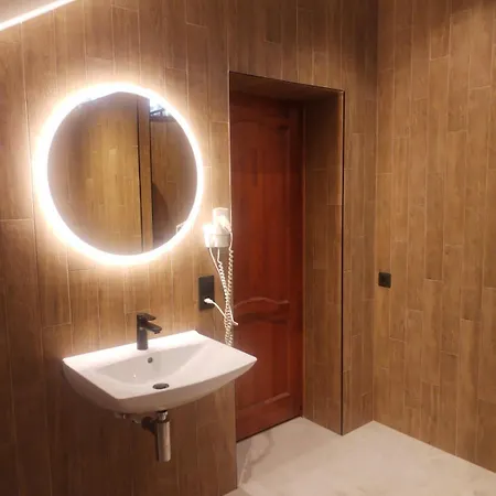 Lägenhet Private Parking And Kitchen *