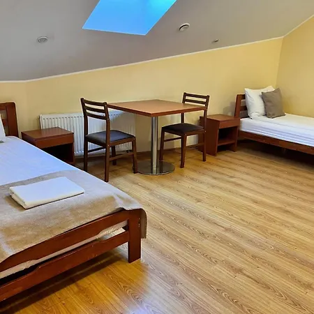 公寓 Private Parking And Kitchen 克莱佩达