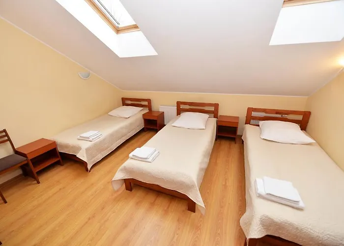 Private Parking And Kitchen Daire