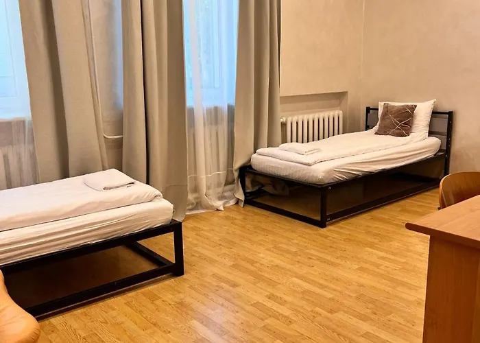 Private Parking And Kitchen * 克莱佩达